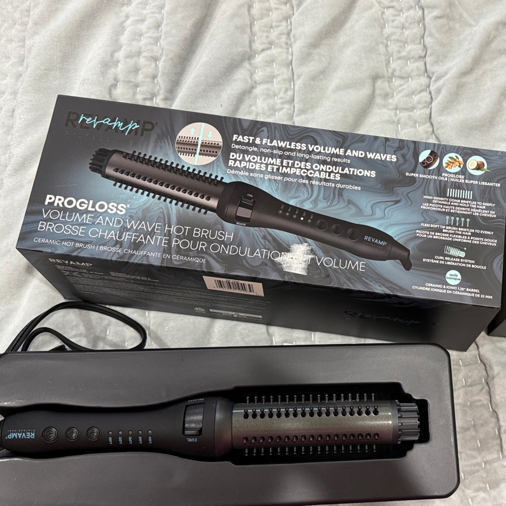 Progloss Volume and Wave Hot Brush - Black - Picture 2 of 9